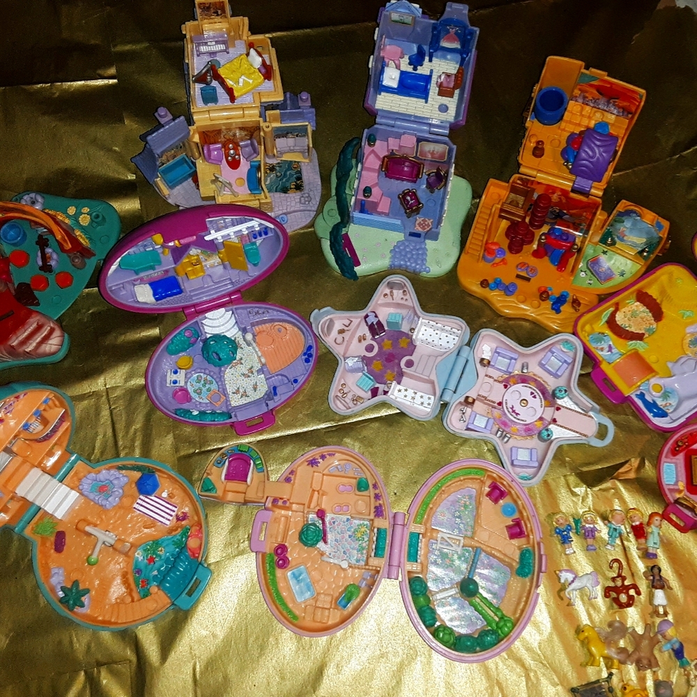 Vintage Blue Bird Polly Pocket Lot